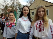 nbkzhvUk (12)
