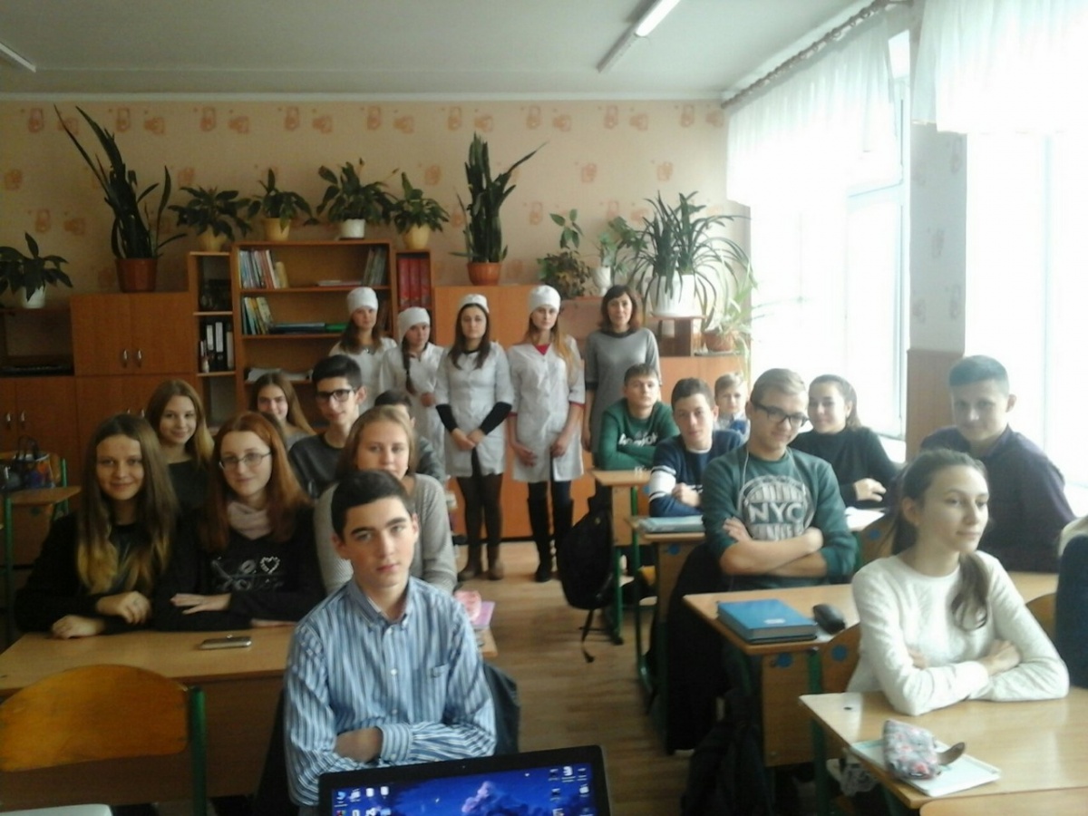 Якісне харчування – основа майбутнього зоров’я