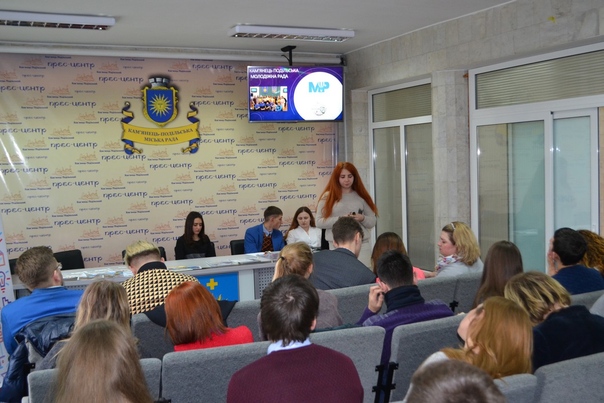 Обмін досвідом про діяльність Молодіжних рад