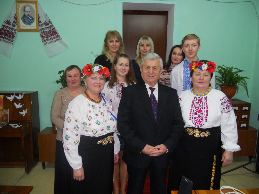 Українська жінка – птиця фенікс