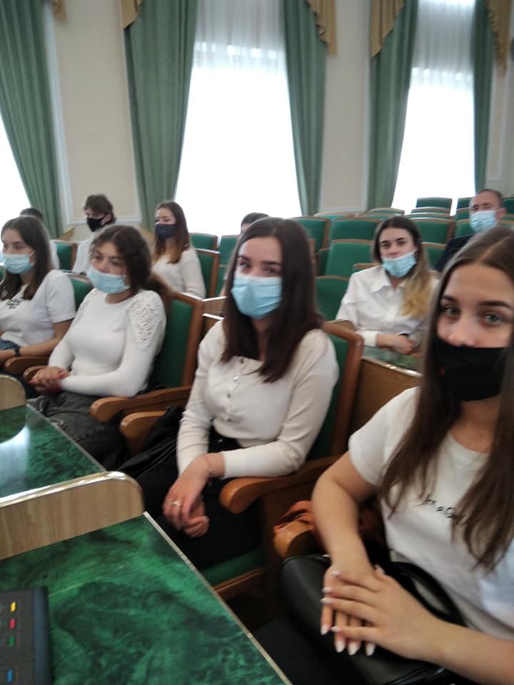 Засідання Товариства Червоного Хреста