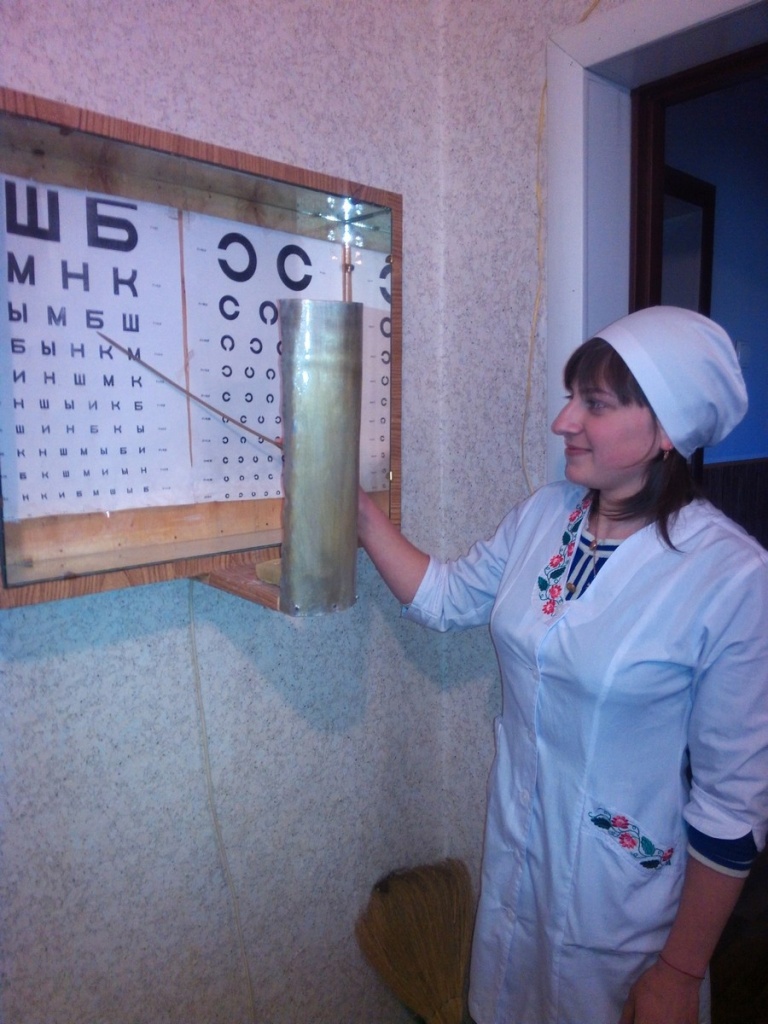 Визначення гостроти зору за таблицями Головіна-Сівцева.jpg