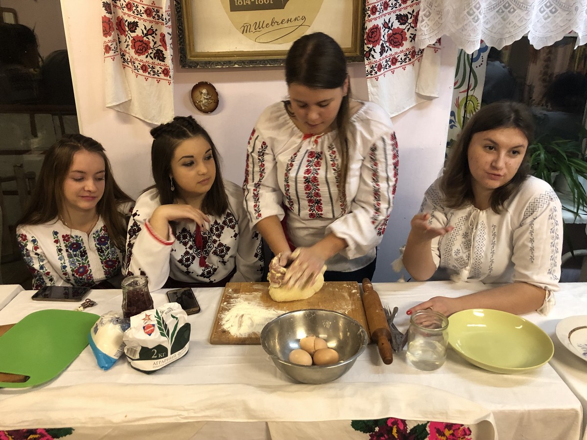 Вечорниці на Андрія