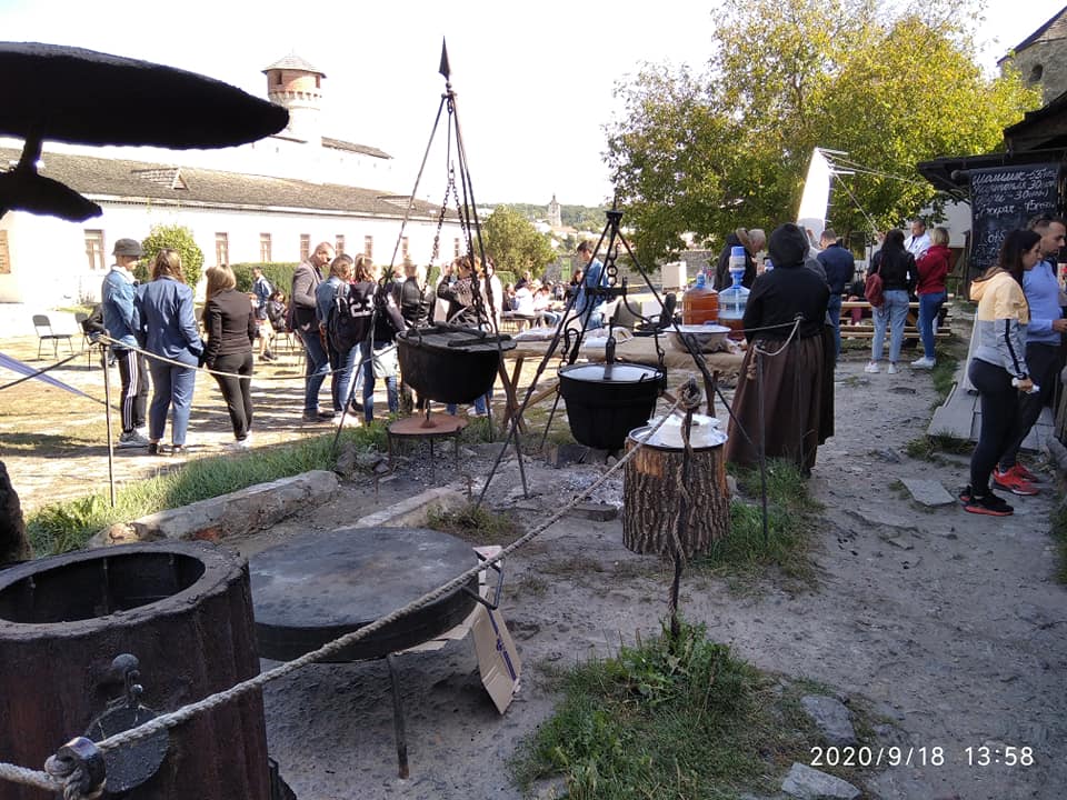Молодіжні сходини у Кам'янець - Подільській фортеці