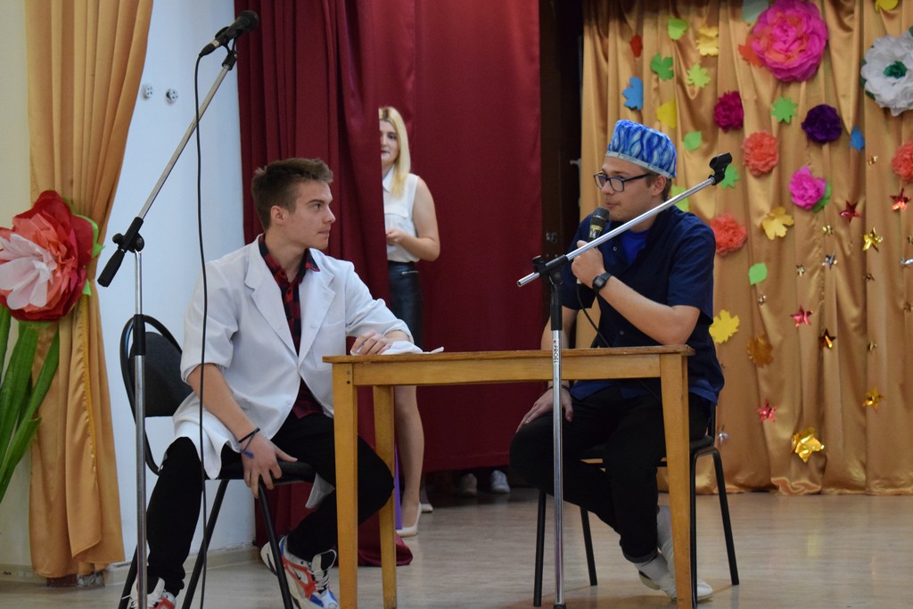 Цей світлий день належить Вам по праву