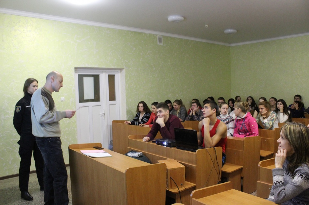 Зустріч з юрисконсультом ЦСССДМ