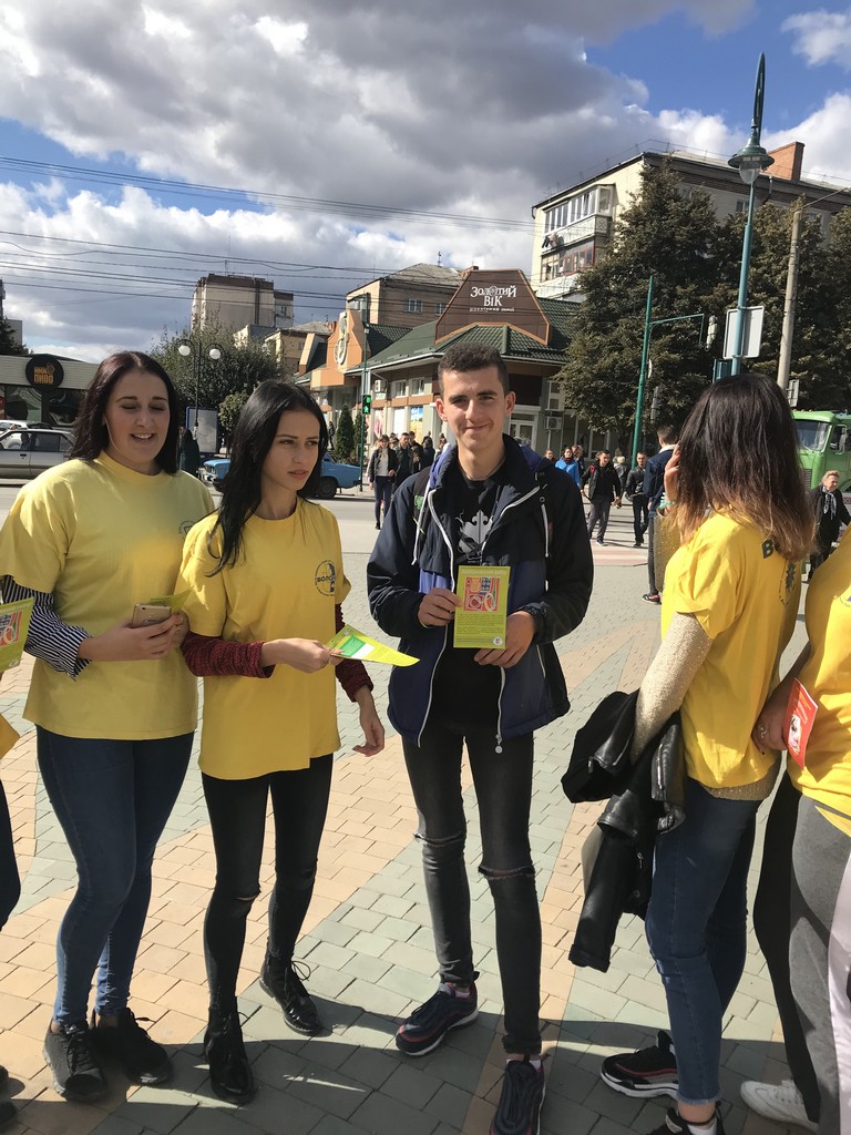 АКЦІЯ В МІСТІ ДО ВСЕСВІТНЬОГО ДНЯ КОНТРАЦЕПЦІЇ
