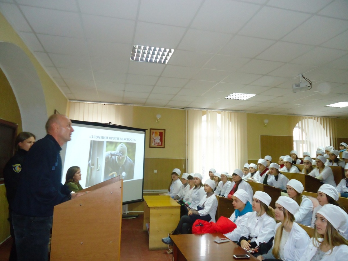 В межах Всесвітнього тижня права відбулась зустріч студентів перших курсів