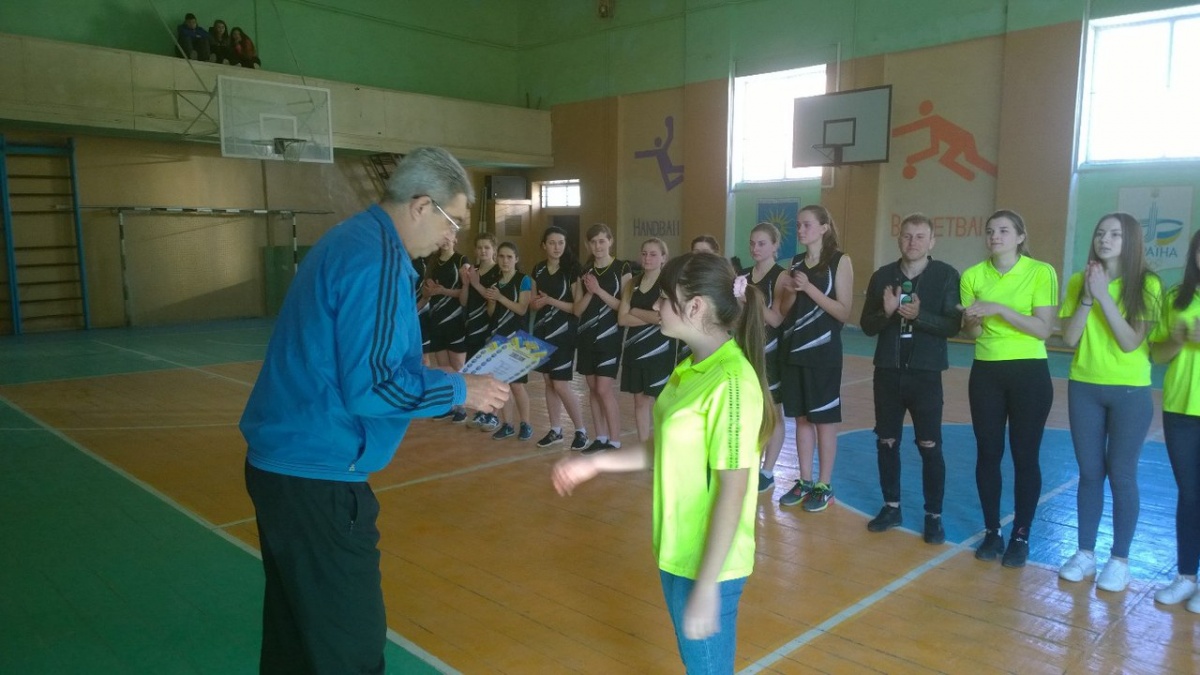 в Кам'янець-Подільському коледжі будівництва, архітектури та дизайну проводився чемпіонат міста з баскетболу серед команд ВНЗ І-ІІ рівня акредитації