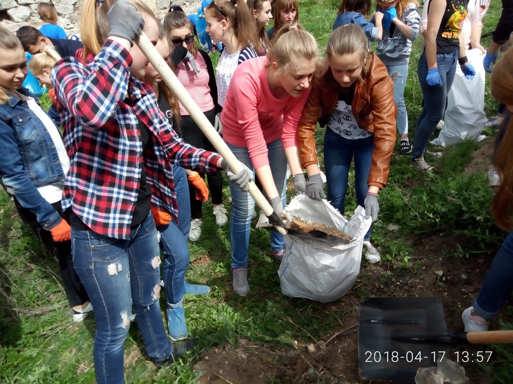 Молодіжна ЕКО - акція Турист в чистому місті