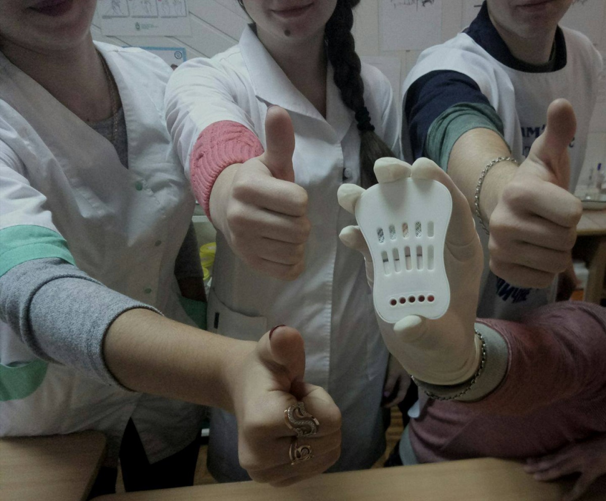 Напередодні Міжнародного дня боротьби зі СНІДом та порозуміння з ВІЛ - інфікованими людьми