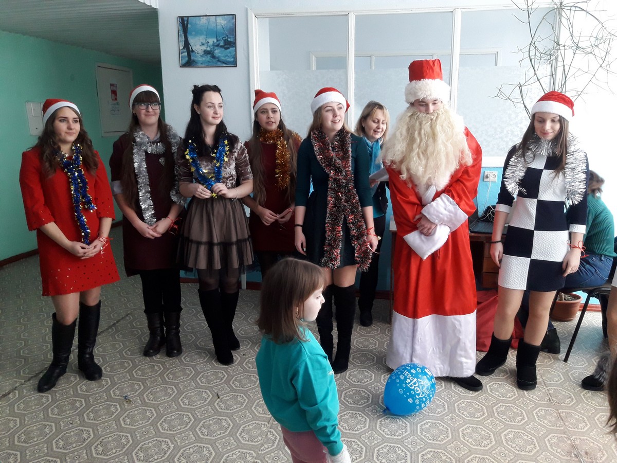 Святий Миколай завітав у міське дитяче відділення лікарні